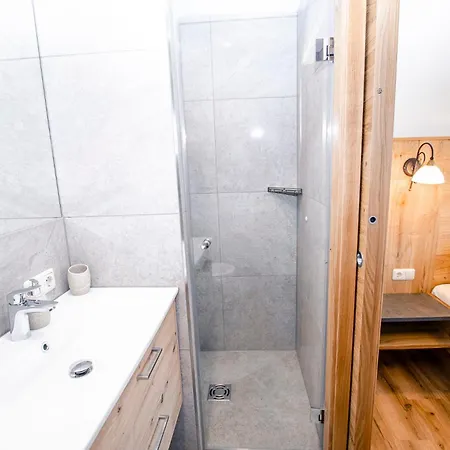 Farm stay Bio-bauernhof Bachangerhof *