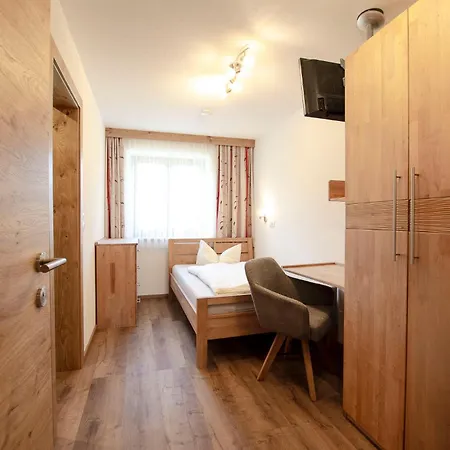 Farm stay Bio-bauernhof Bachangerhof *
