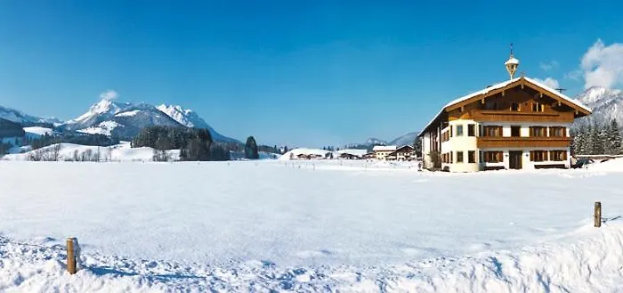 Farm stay Bio-bauernhof Bachangerhof Kossen